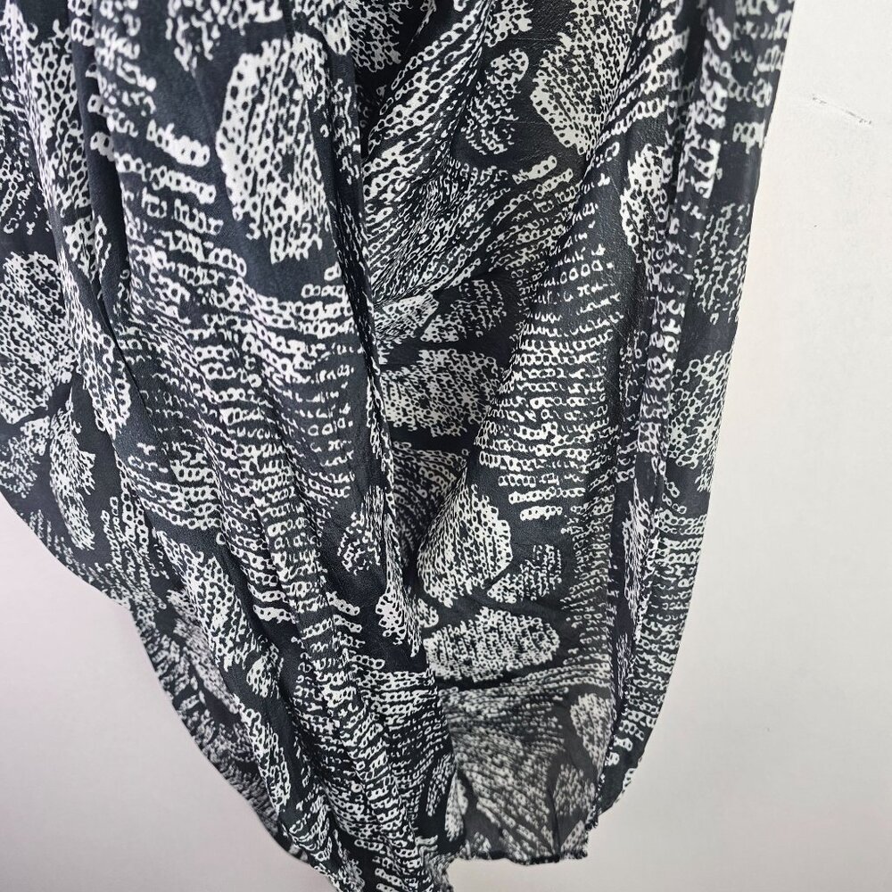 Vetiver Retrograde Kimono Dress Big Butterfly Black and White All Over Pattern, - Picture 6 of 12